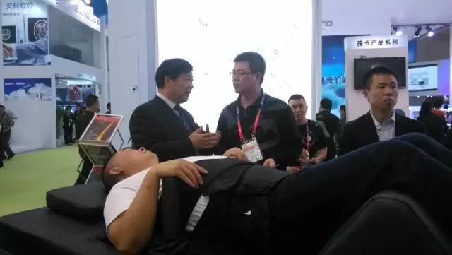 飞龙医疗外星舱 飞龙医疗外星舱