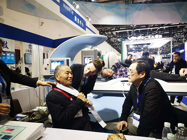 俞院士携手外星舱,让航天医学服务人民健康,还医于民 俞院士携手外星舱,让航天医学服务人民健康,还医于民