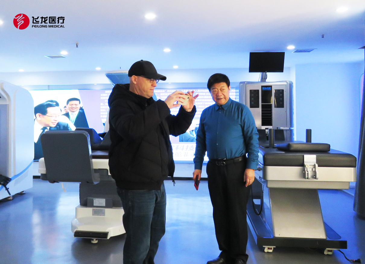 大卫&middot;贝林考察飞龙医疗